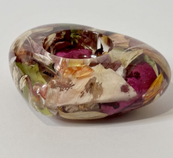 Heart bubble tealight holder